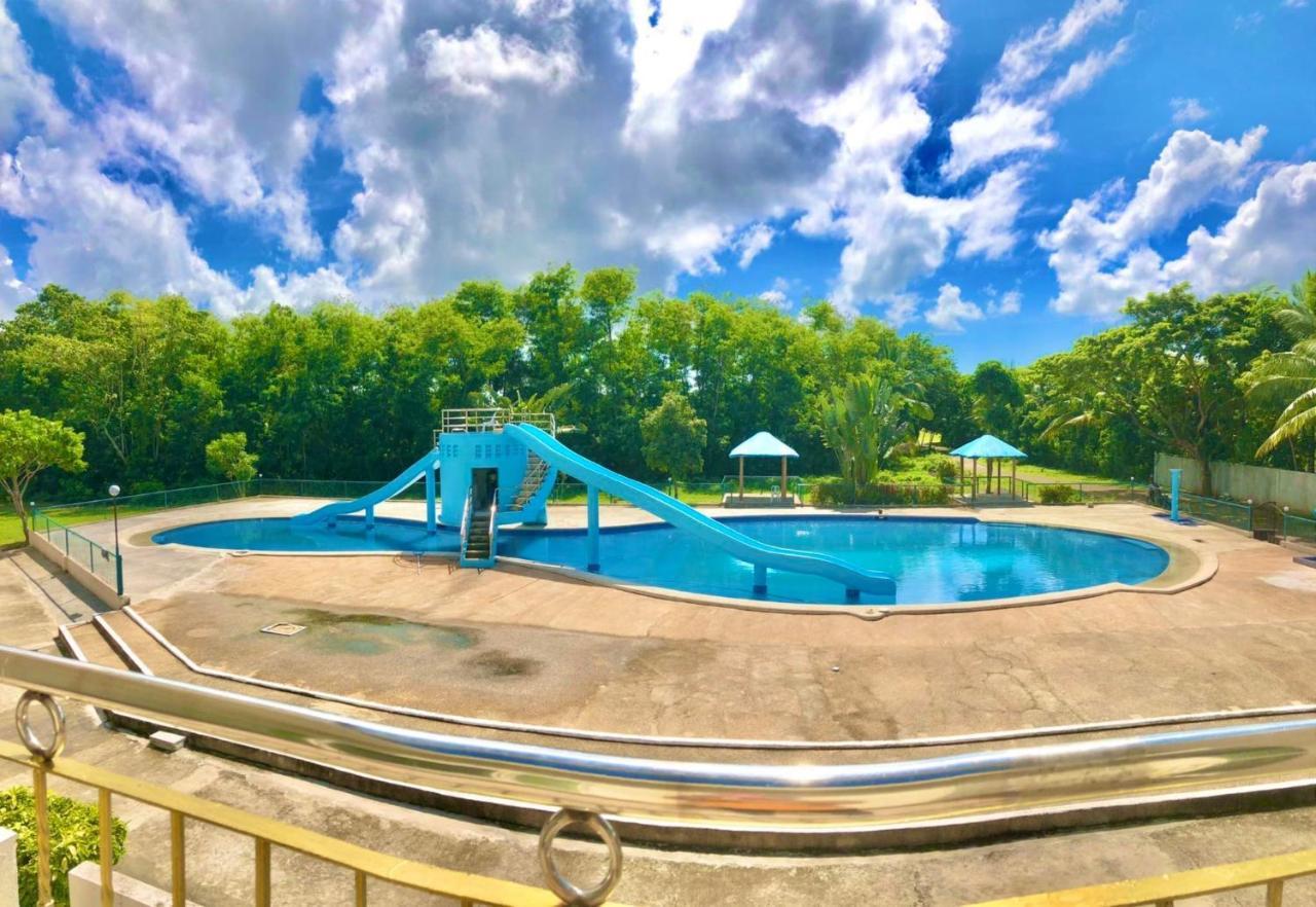 Queens Island Golf And Resort Medellin Bagian luar foto