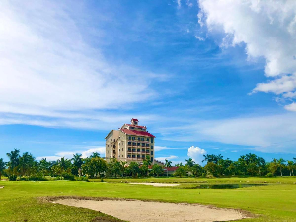Queens Island Golf And Resort Medellin Bagian luar foto