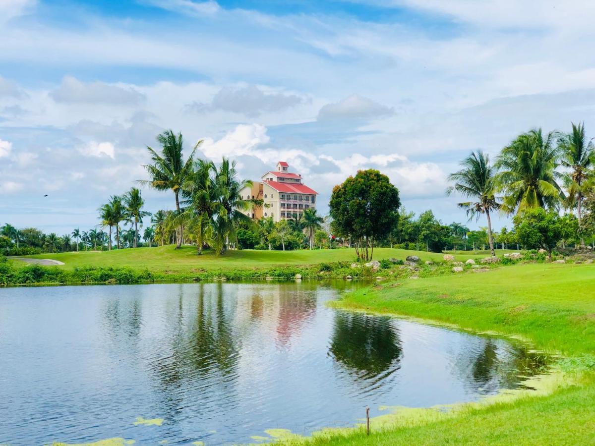 Queens Island Golf And Resort Medellin Bagian luar foto