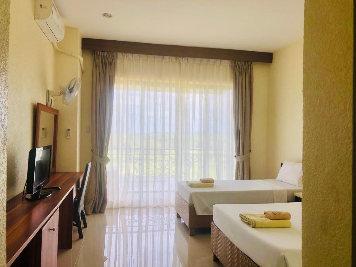 Queens Island Golf And Resort Medellin Bagian luar foto