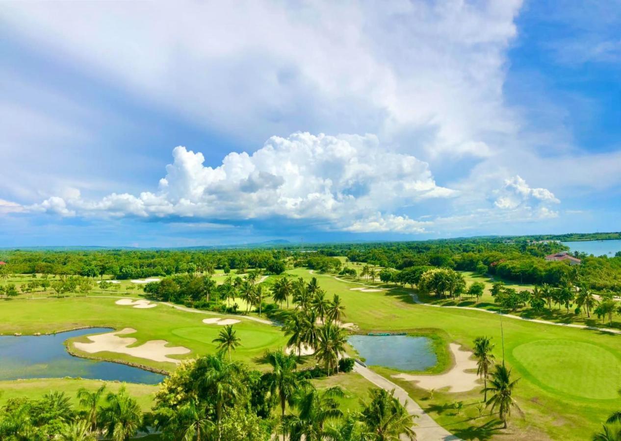 Queens Island Golf And Resort Medellin Bagian luar foto